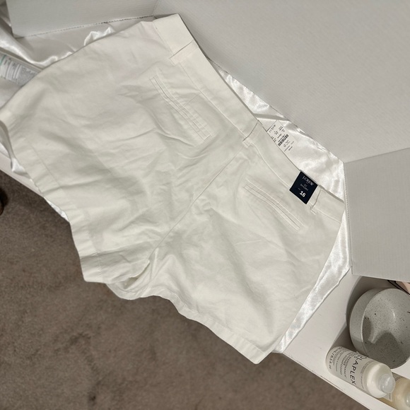 J. Crew Crisp White Shorts - Picture 1 of 4